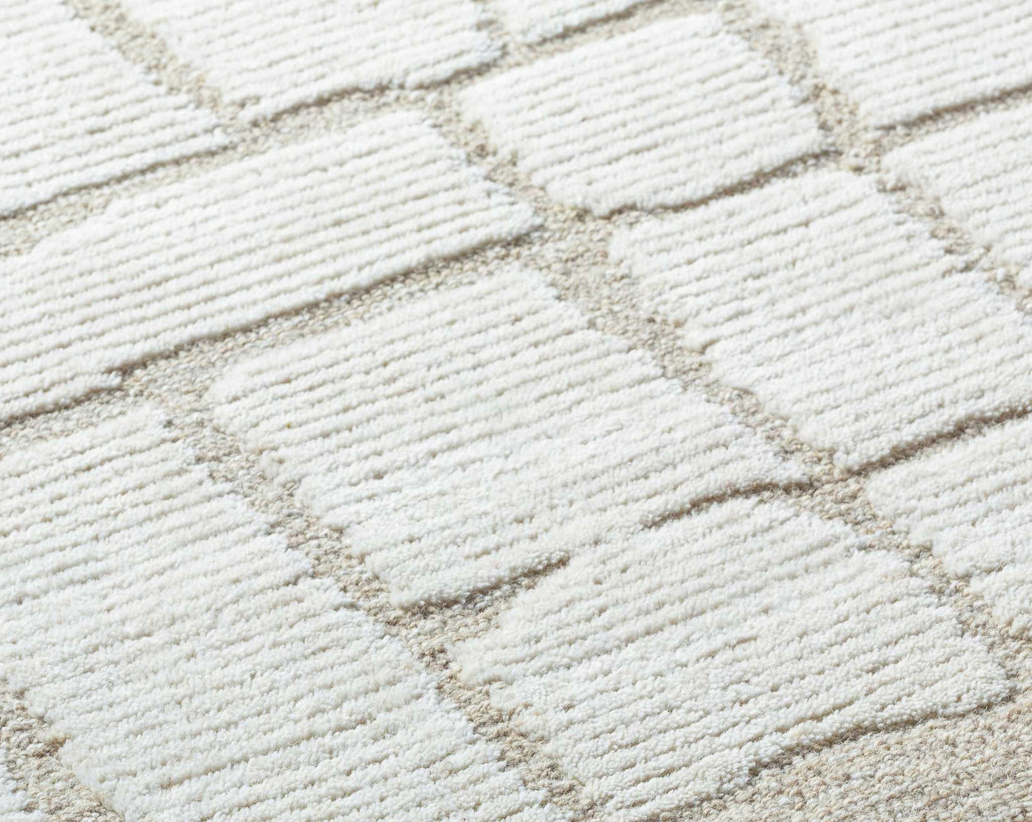 Moura Rug - Quartz, 9' x 12' | 2.7 x 3.6m - FLOOR MODEL